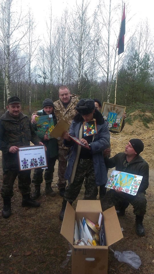 Бійці луцького прикордонного загону отримали подарунки від Миколая. ФОТО