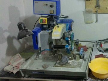 На Волині викрили злочинну групу бурштинокопачів: вилучили майно