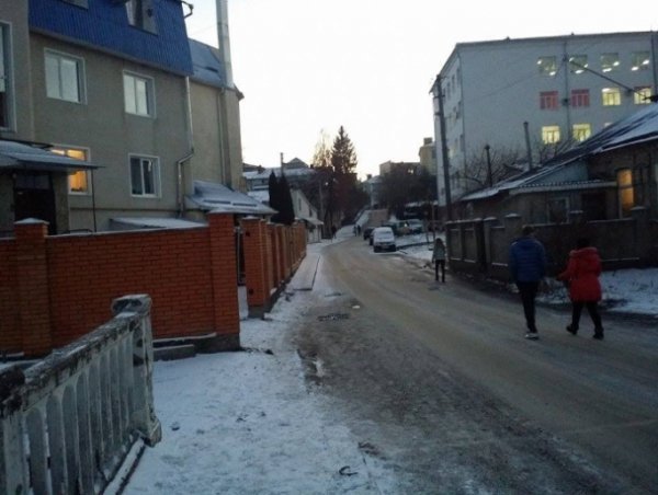 У Луцьку руйнується міст