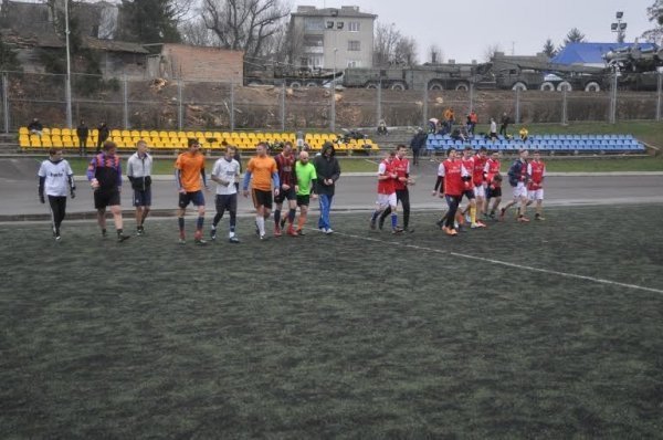 У Луцьку на благодійному турнірі з футболу зібрали понад 3 тисячі гривень. ФОТО