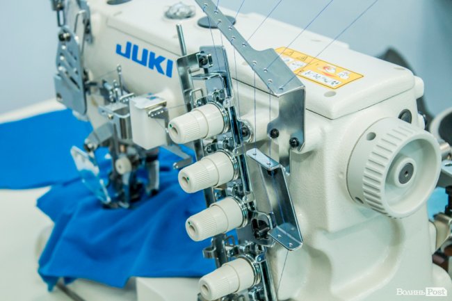 У луцькому виші відкрили унікальну Лабораторію швейної індустрії. ФОТО