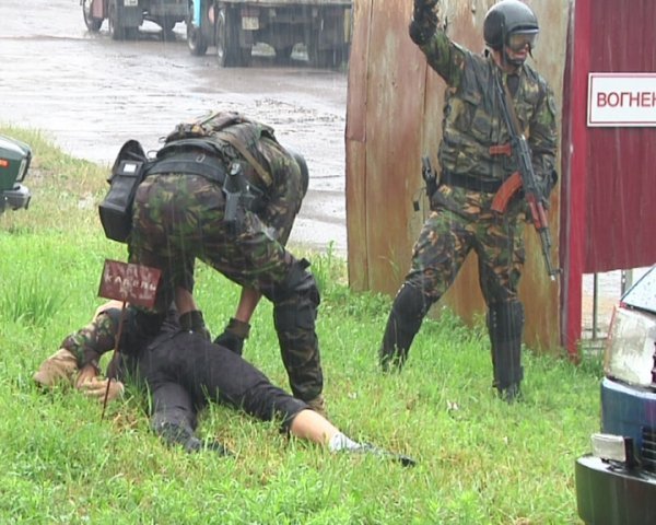 У Луцьку три дні ловили «терористів». ФОТО