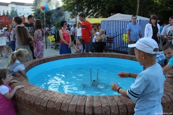 У місті на Волині – новий фонтан. ФОТО