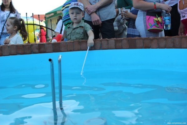 У місті на Волині – новий фонтан. ФОТО