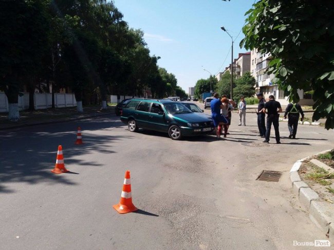 Аварія в Луцьку: не розминулися Volkswagen та Opel 