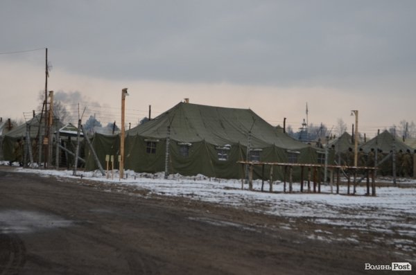 Луцькі волонтери привезли допомогу мобілізованим волинянам. ФОТО