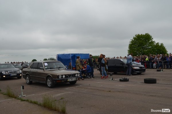 Під Луцьком визначили переможця з дрег-рейсінгу. ФОТО