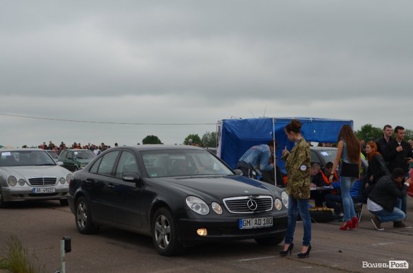 Під Луцьком визначили переможця з дрег-рейсінгу. ФОТО
