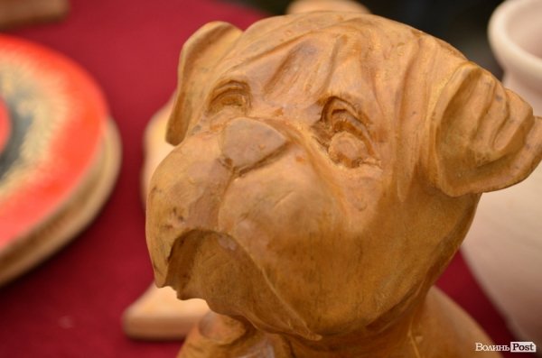 ПТУ Волині презентують: одяг, їжа, меблі та навіть мангал. ФОТО 