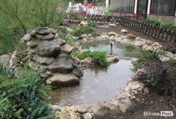 Місто троянд і фонтанів: відпочинок на Чорному морі. ФОТО