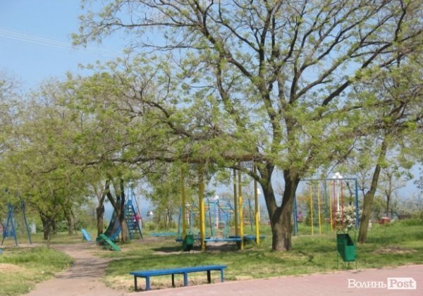 «Приморський» парк. Дитячий майданчик