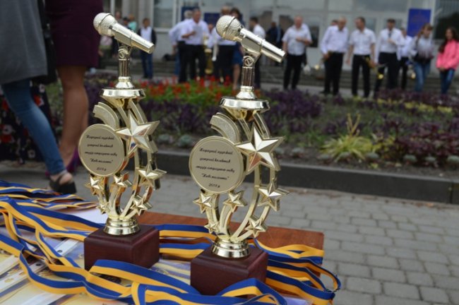 Бал випускників у Ковелі. ФОТО