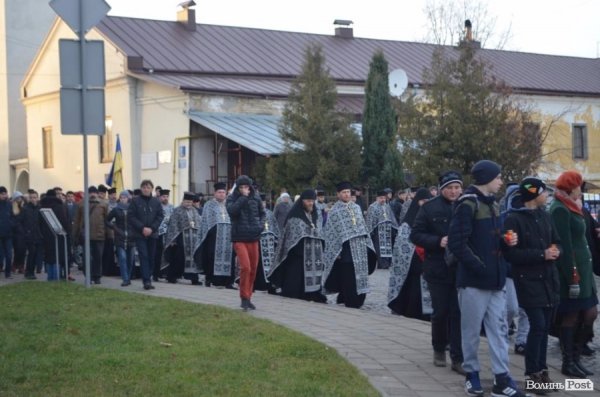 Лучани вшанували пам’ять жертв Голодомору