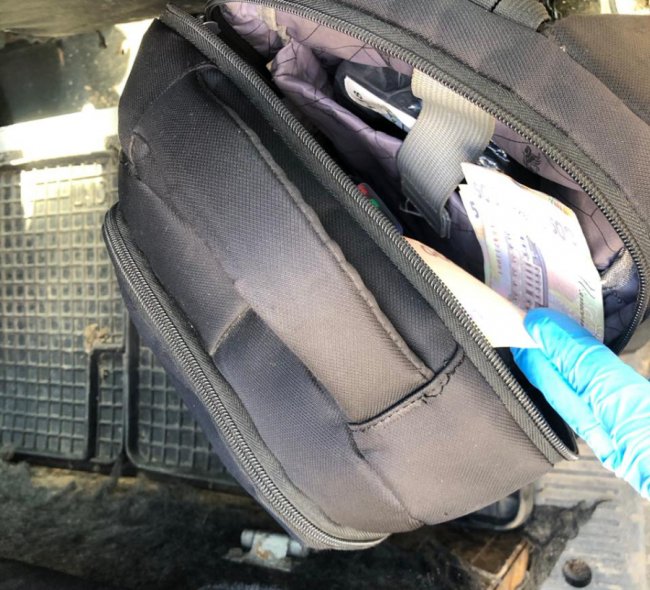 На Волині затримали двох водіїв, які пропонували хабар патрульним. ФОТО