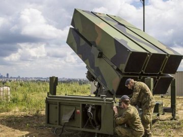 Системи NASAMS і Aspide прибули в Україну, – Резніков