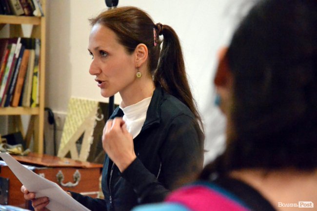 Тусівка для йогів: як у Луцьку медитували та просвітлювалися