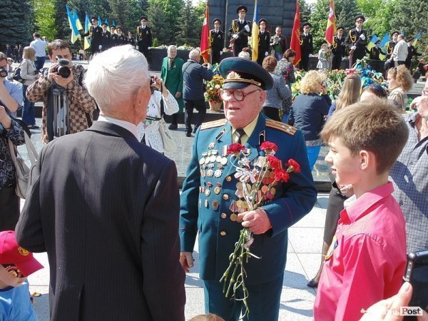 У Луцьку відзначили День Перемоги. ФОТО