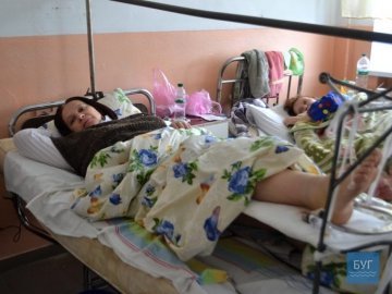 Жителька Нововолинська через ожеледицю потребує грошей на лікування