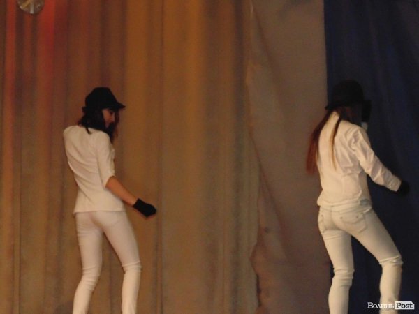 У Луцьку волонтери організували концерт. ФОТО