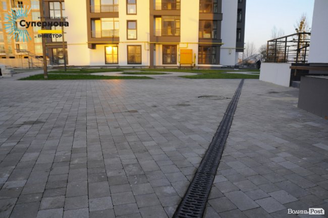 Звіт з будівництва ЖК «Супернова»: у четвертому будинку встановлюють вікна*