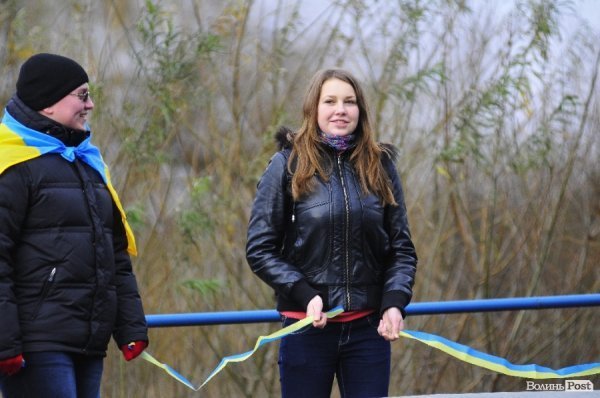 Євроланцюг за 50 кілометрів від Луцька. ФОТО. ВІДЕО