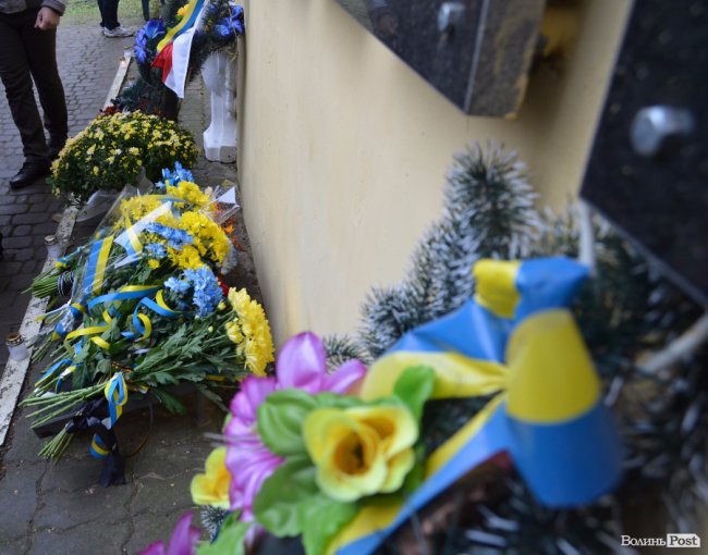 «Їхні душі нарешті знайшли спокій», - у Луцьку перепоховали рештки розстріляних в'язнів