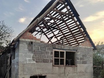 Російські окупанти вночі обстрілювали Дніпропетровщину, є руйнування