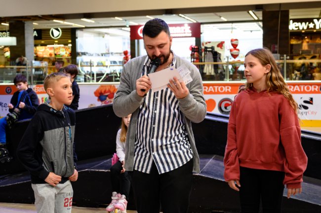 На арені розваг «GeneratorCitу» відбулася дискотека на роликах. ФОТО*