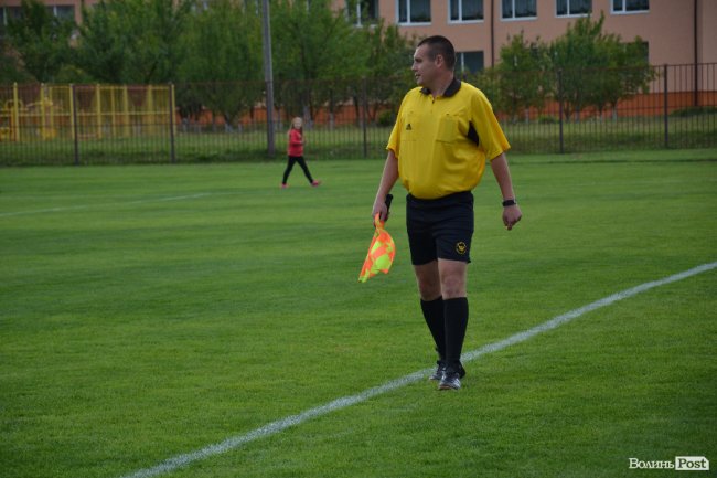 «Атошний» футбол: волиняни перемогли львівських нацгвардійців