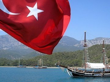 Українці їздитимуть в Туреччину без віз