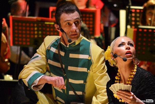 У Луцьку показали «диявольське» кохання. ФОТО