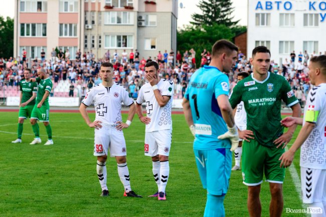 «Волинь» – «Карпати»: великий фотозвіт із нашумілого матчу