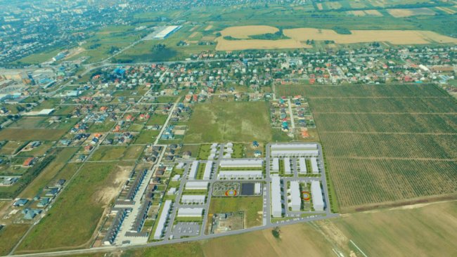 «Інвестор» перетворює пустир під Луцьком на унікальний житловий комплекс. ФОТО*