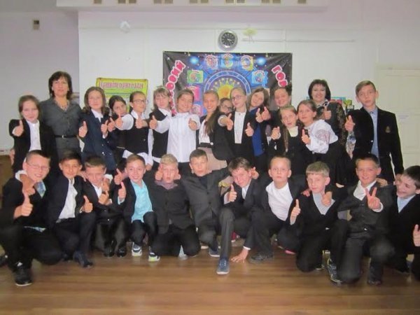 У Луцьку школярі проміняли комп'ютери на бібліотеку. ФОТО