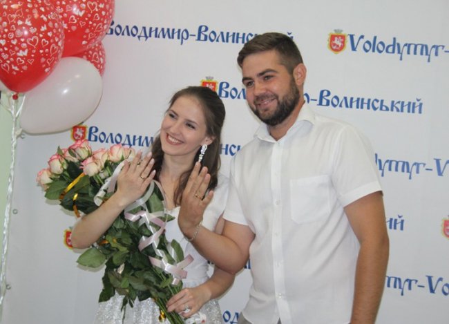 У Володимирі-Волинському перша пара одружилася «за добу»