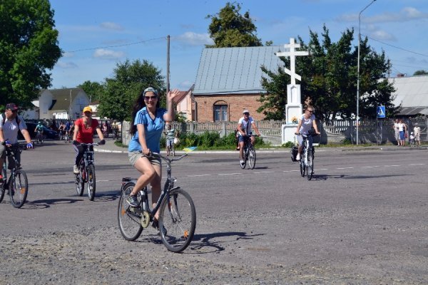 Патріотичний велопробіг у Голобах. ФОТО