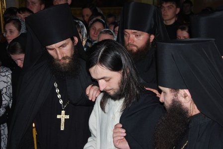 У Луцьку диякон відрікся від світу 