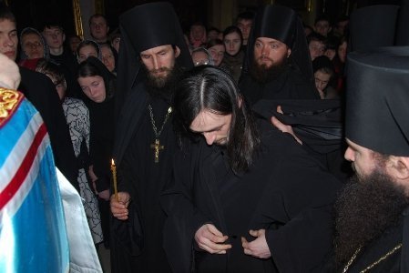 У Луцьку диякон відрікся від світу 