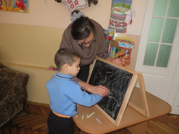 У Луцьку застосовуватимуть ранню реабілітацію дітей «по-європейськи». ФОТО