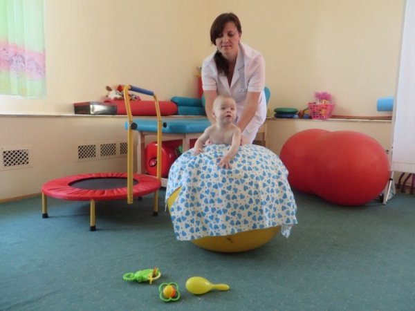 У Луцьку застосовуватимуть ранню реабілітацію дітей «по-європейськи». ФОТО