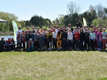 Водні забави, змагання та смаколики: поблизу Луцька розпочалися «Дні відкритої води». ФОТО