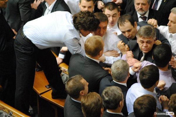 Нардеп з Волині побився з олімпійським чемпіоном. ФОТО