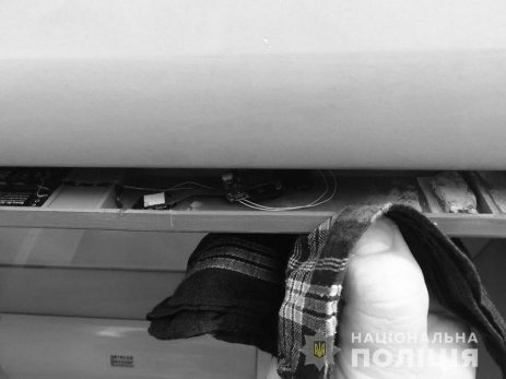 Розповіли, як шахраї можуть прив'язати банківську картку жертви до свого мобільного номера