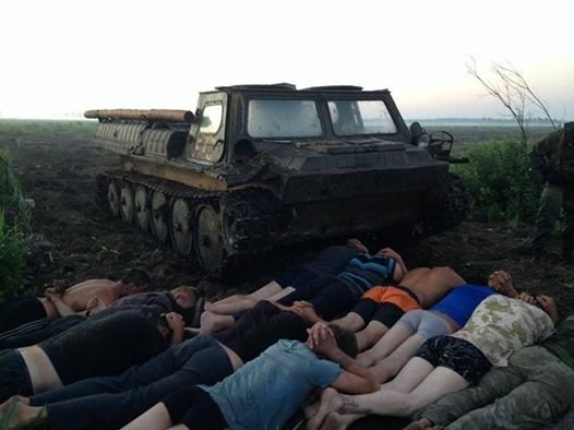 На Рівненщині спецоперація: затримали бурштинокопачів. ФОТО