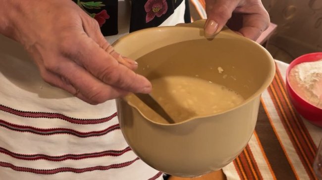 Пироги з буряками та вишнями: старовинний волинський рецепт