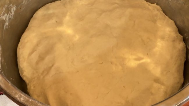 Пироги з буряками та вишнями: старовинний волинський рецепт