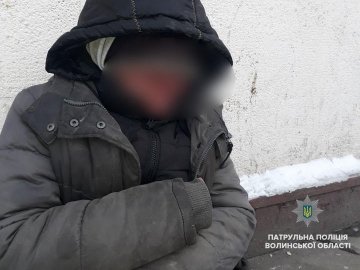 У Луцьку ледь не замерзла безпритульна. ФОТО