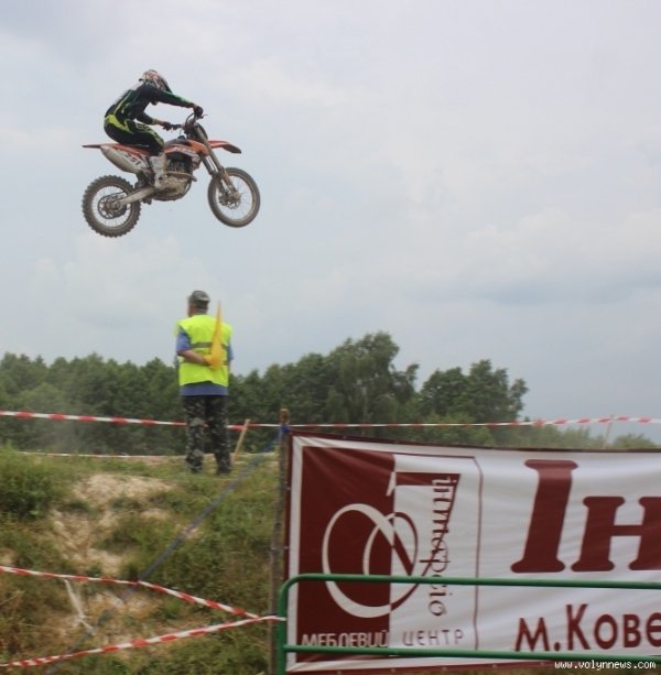 На Волині змагалися мотогонщики. ФОТО