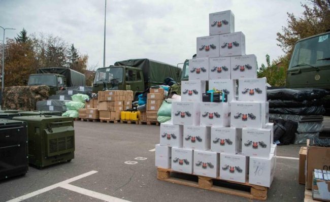 Порошенко передав воїнам волинської бригади цінне обладнання 