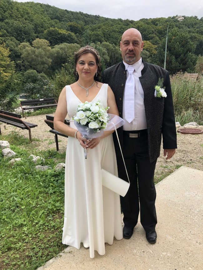 Волинська заробітчанка стала в Словаччині головною медсестрою і в 45 вийшла заміж. ФОТО